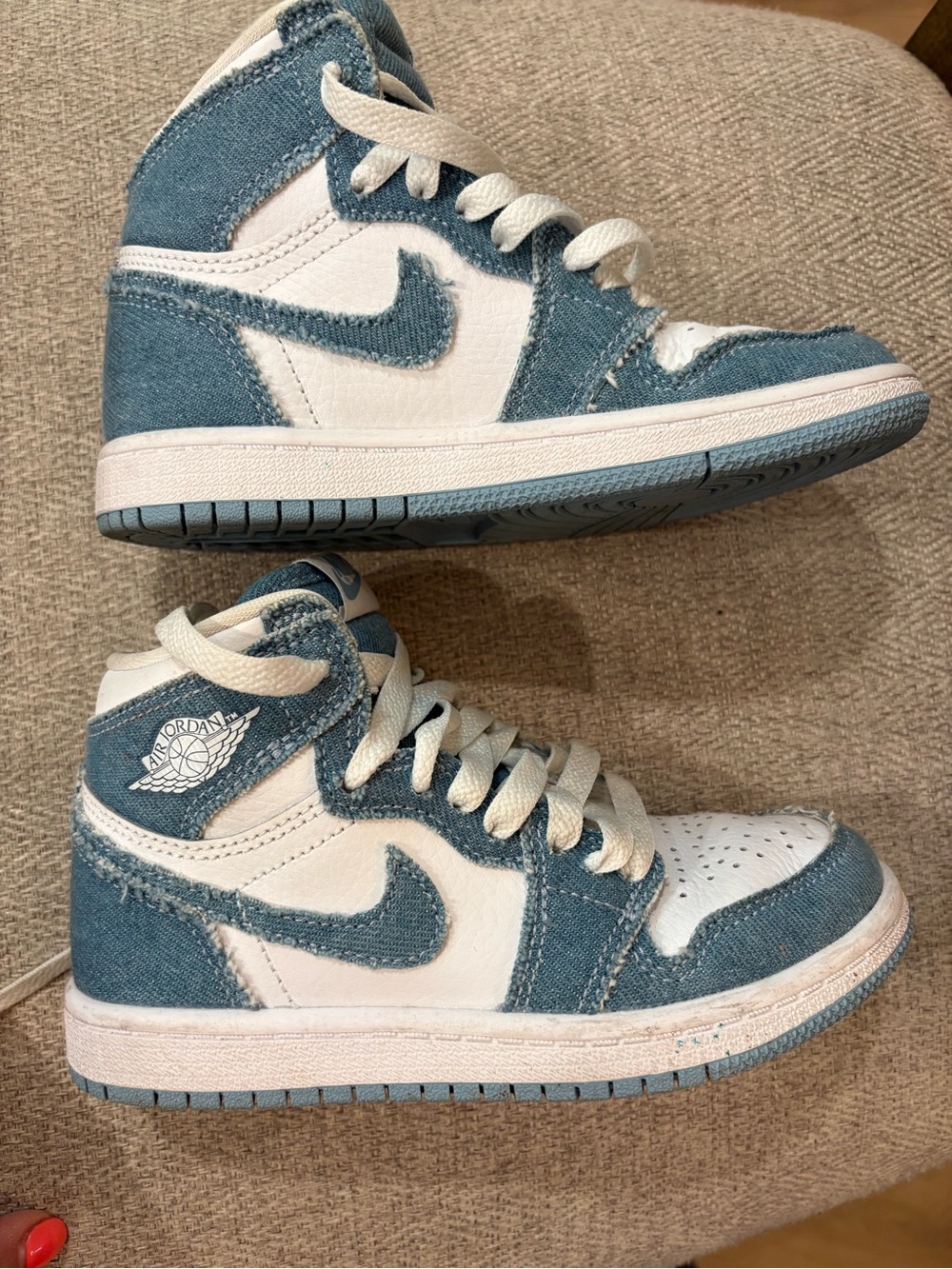 Jordan Kids Sneakers in White and Denim Blue